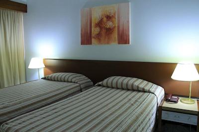 هتل ناشننال این بلو هریزنت