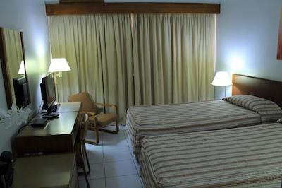 هتل ناشننال این بلو هریزنت