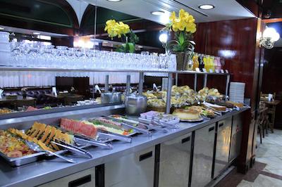 هتل ناشننال این بلو هریزنت