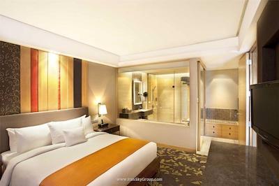 هالیدی این نیو دهلی میور ویهار نویدا