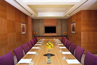 هالیدی این نیو دهلی میور ویهار نویدا