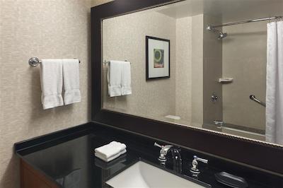 شراتون کانساز سیتی هتل ات کرون سنتر