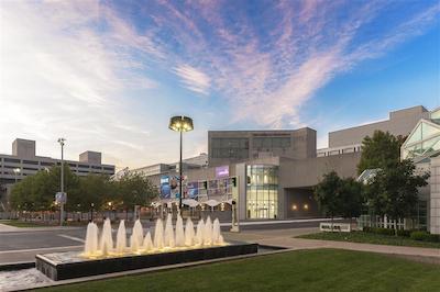 شراتون کانساز سیتی هتل ات کرون سنتر