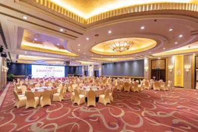 کرون پلازا شانگهای