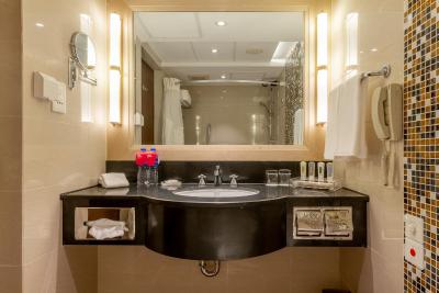 کرون پلازا شانگهای