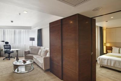 هلید این دنگهوا شنزهن