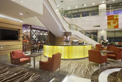 هلید این دنگهوا شنزهن