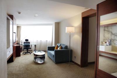 هلید این دنگهوا شنزهن