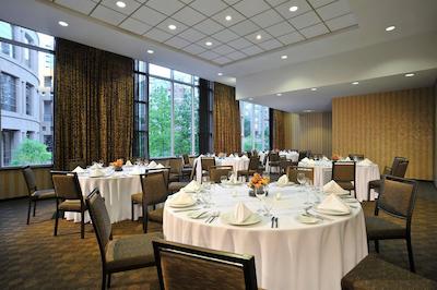 د وستین گراند وانکوور