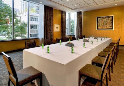 د وستین گراند وانکوور