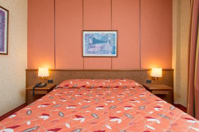 مدیتور هتل پمزیا