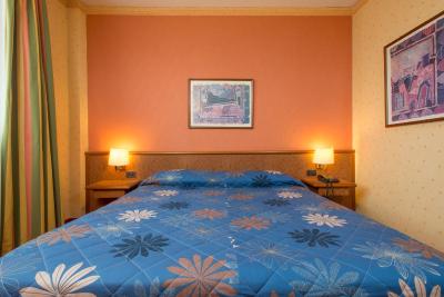 مدیتور هتل پمزیا