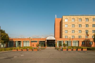 مدیتور هتل پمزیا