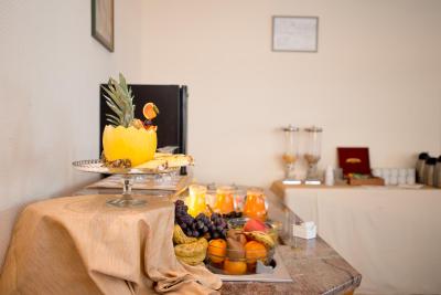 مدیتور هتل پمزیا