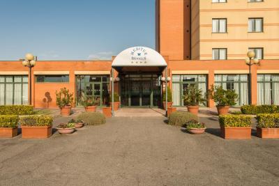 مدیتور هتل پمزیا