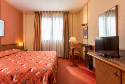 مدیتور هتل پمزیا