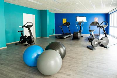 هتل باریر ل فوکتز پاریز