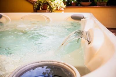 ایلاریا اند رسیدنزا دلالبا