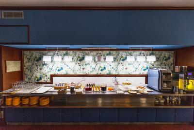 ایلاریا اند رسیدنزا دلالبا