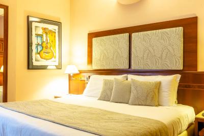 ایلاریا اند رسیدنزا دلالبا