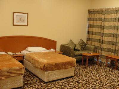 سامر لند متل