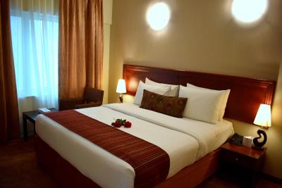 نجوم آل امارات هتل