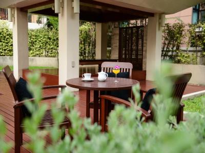 سنتر پوینت سرویسد اپارتمنت تونگ لو