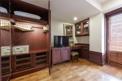 سنتر پوینت سرویسد اپارتمنت تونگ لو