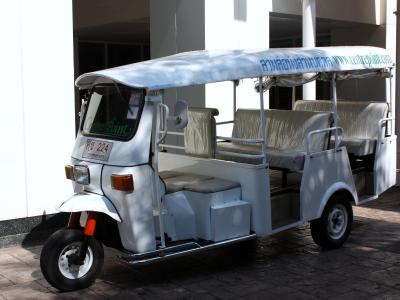 سنتر پوینت سرویسد اپارتمنت تونگ لو