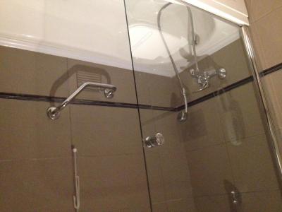 کروانسار ترمال-کنونشن سنتر اند اسپا