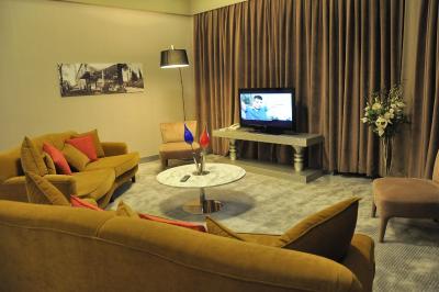 کروانسار ترمال-کنونشن سنتر اند اسپا