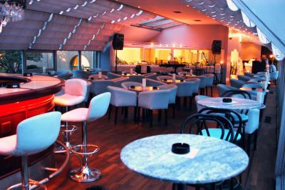 کروانسار ترمال-کنونشن سنتر اند اسپا