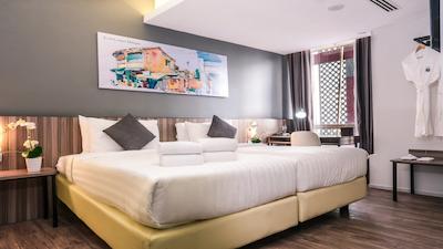 دز هتل اند سویتز بای ویندهام فراسر بوسینز پارک