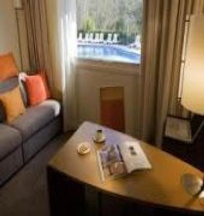 نوتل انتیبز سُفیا انتیپلیز