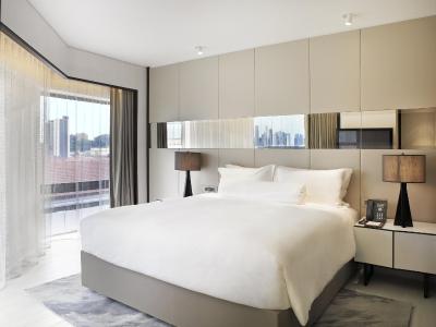 نائومی سنگاپور