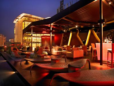 نائومی سنگاپور