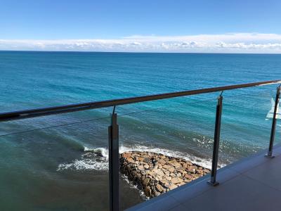 سرکتل سویتز دل مار