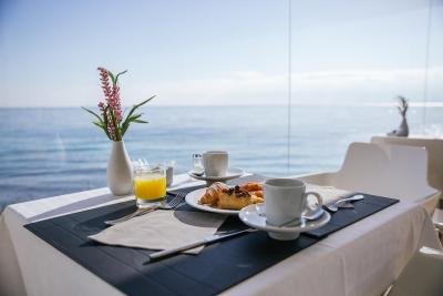 سرکتل سویتز دل مار