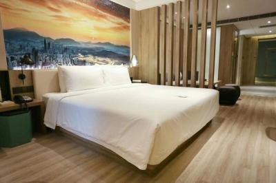 اتور هتل شنزهن نانشان کاستال سیتی