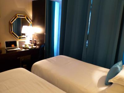 تاماریز هتل پاریز