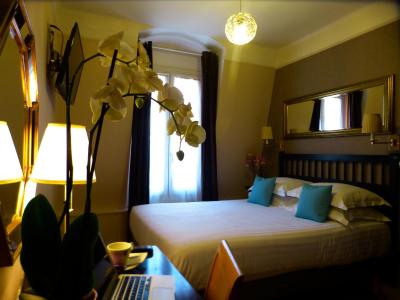 تاماریز هتل پاریز