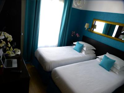 تاماریز هتل پاریز