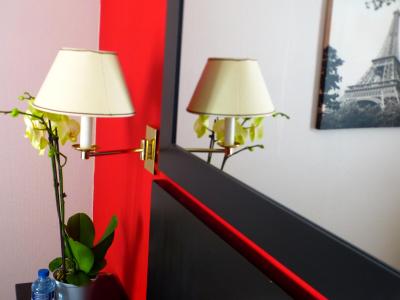 تاماریز هتل پاریز