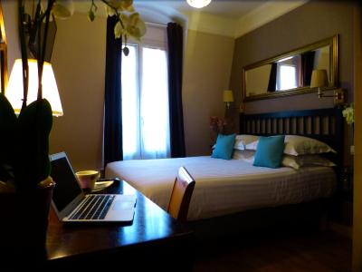 تاماریز هتل پاریز