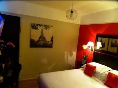 تاماریز هتل پاریز