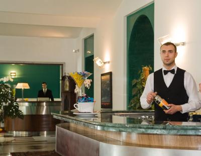 اتنئو گاردن پالاس