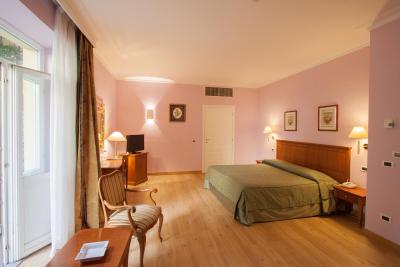 اتنئو گاردن پالاس