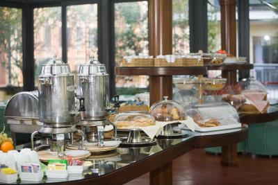 اتنئو گاردن پالاس