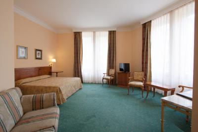 اتنئو گاردن پالاس