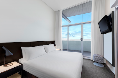 ادینا اپارتمنت هتل پرد